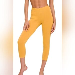 Zenana Outfitters Mustard Cropped Leggings
